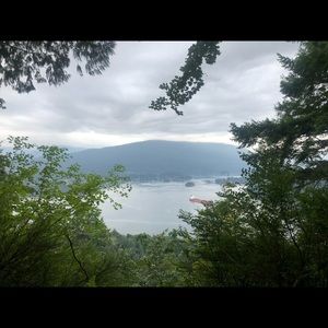 Meet your Posher, Kenzie